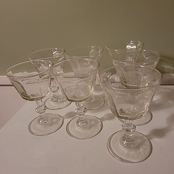 Lenox Glasses  - Picture 1 of 4